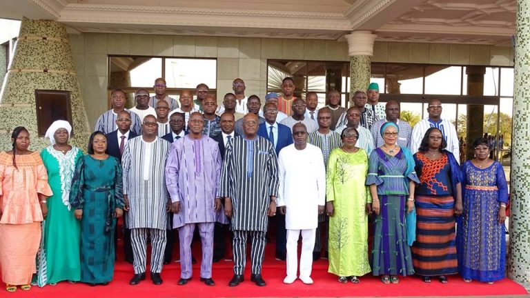 Burkina : Un nouveau gouvernement de 26 ministres avec Zéphirin Diabré