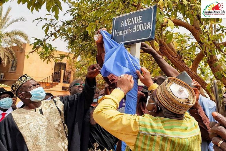 Ouaga : François Bouda immortalisé sur une rue