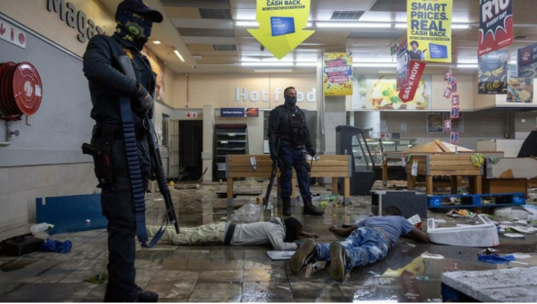 Incarcération de Jacob Zuma : Plus de 70 morts dans des violences et manifestations