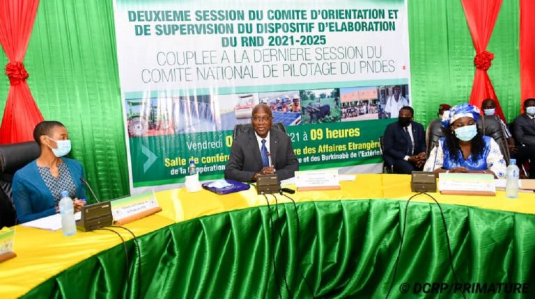 Référentiel national de développement 2021-2025 : Le projet de document adopté après examen
