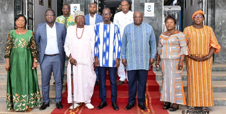 Régulation des médias au Burkina Faso : Le Premier ministre attentif aux préoccupations du CSC