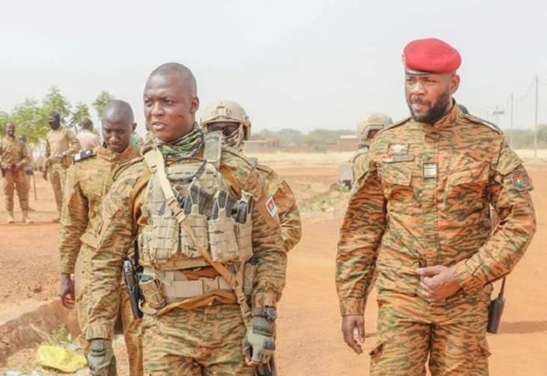 Burkina : Le capitaine Traoré a échappé à un coup d&rsquo;Etat
