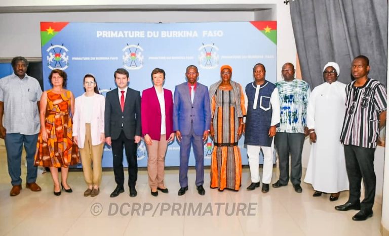 Coopération Burkina Faso-Russie : Des députés russes chez le Premier ministre