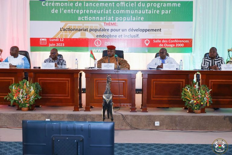 Entrepreneuriat communautaire : le Chef de l’Etat lance le processus de souscription