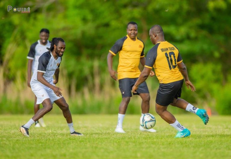 Football: la Présidence du Faso bat l’équipe des footballeurs professionnels 3 à 2