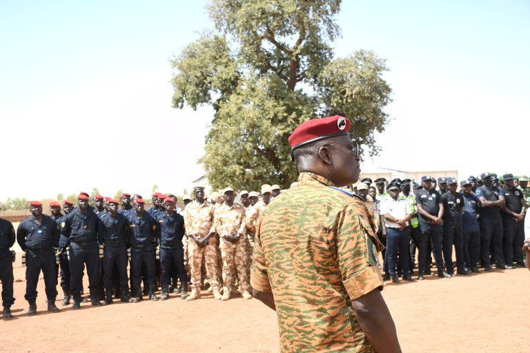 Camp BBIR de Ziniaré : le ministre de la Guerre réconforte les forces combattantes