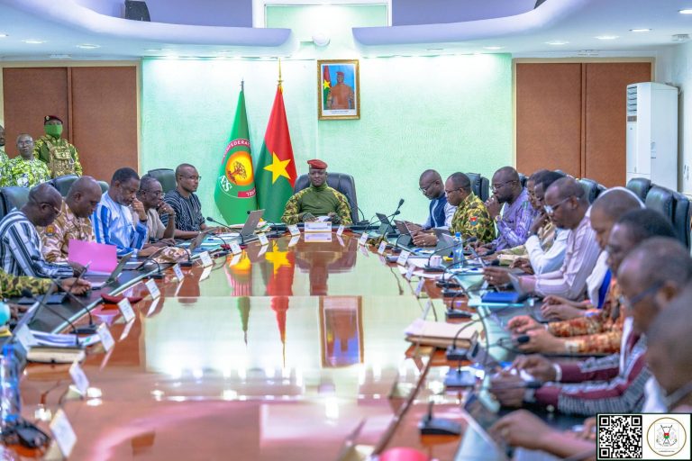 Gestion des parts de l’État dans les banques : le gouvernement opte pour la solution Yennenga Holding